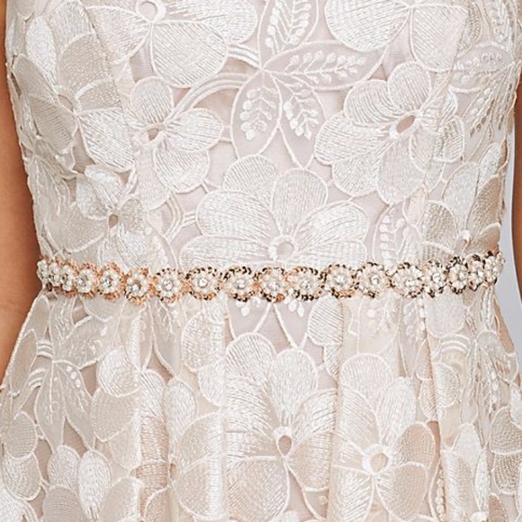 David's bridal dress size 6 - Picture 4 of 7